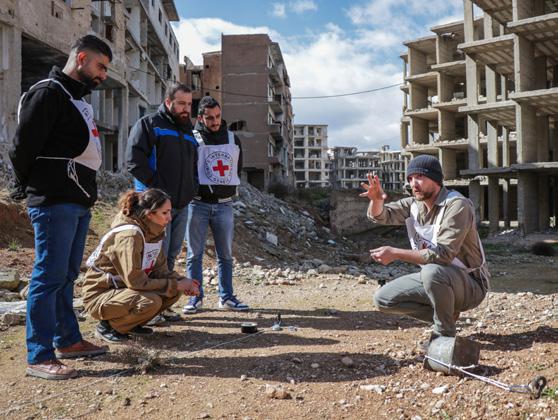With support from the Ead Samawi Foundation, the ICRC scales up humanitarian operations across Syria in 2024, providing critical relief as conflict escalation devastates infrastructure and impacts millions.